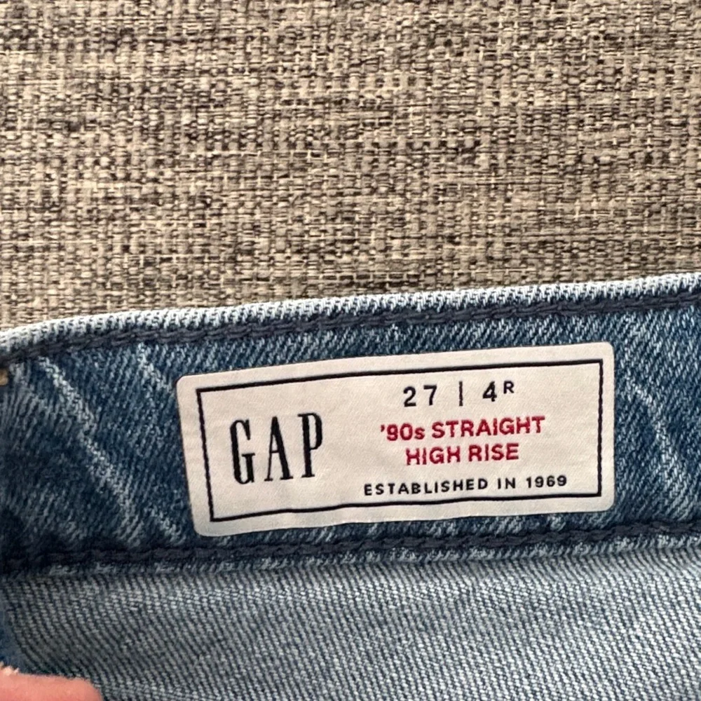 GAP Women's Straight Leg Jeans in Blue - Picture 3 of 5